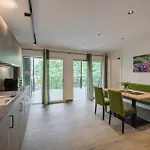 Rosengarten Lägenhetshotell Merano