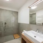 Rosengarten Lägenhetshotell Merano