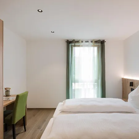 Aparthotel Rosengarten 3*