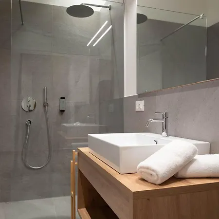 Rosengarten Aparthotel Merano