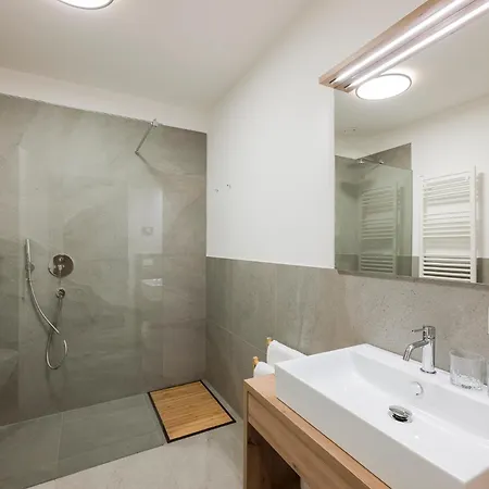Rosengarten Aparthotel Merano
