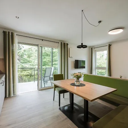 Aparthotel Rosengarten 3*