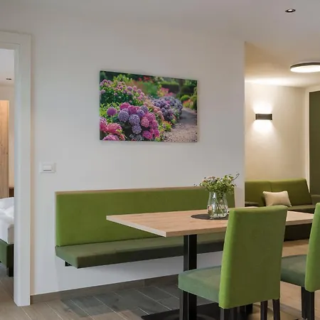 Aparthotel Rosengarten Merano