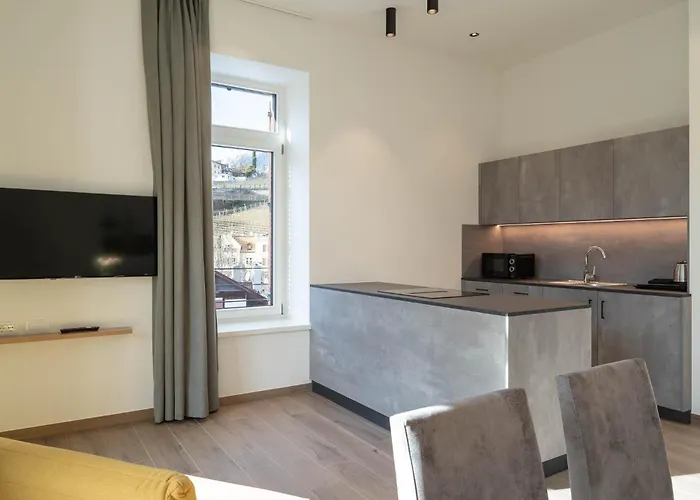 Rosengarten Aparthotel Meran