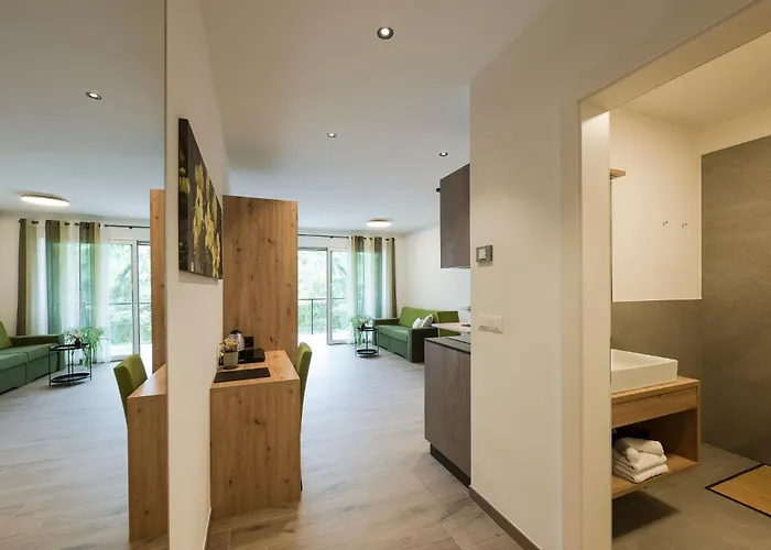 Rosengarten Aparthotel Meran