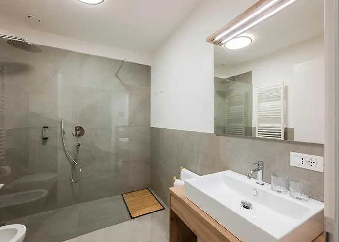 Rosengarten Apartmanhotel Merano